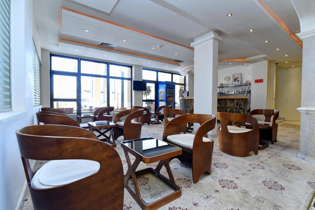 Capital O 419 Al Safeer Hotel Riad Exterior foto